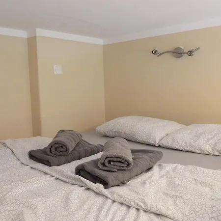 Close To Everywhere I